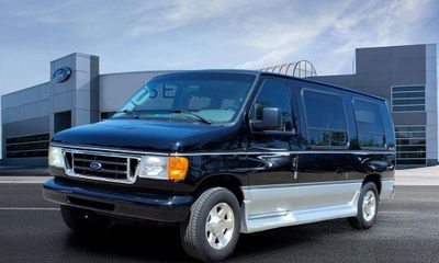 2005 Ford E-150