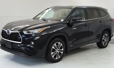 2020 Toyota Highlander XLE