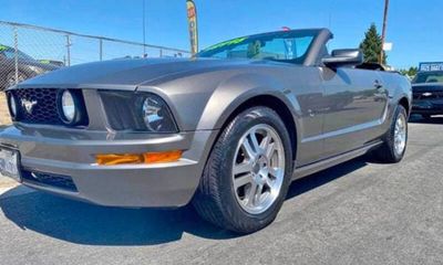 2005 Ford Mustang GT