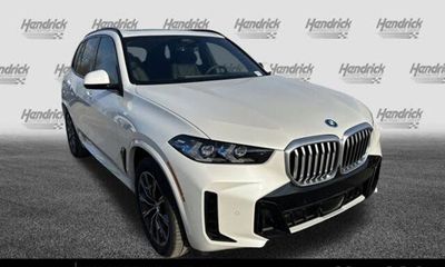 2026 BMW X5 XDRIVE50E