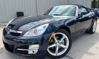 2007 Saturn SKY Base