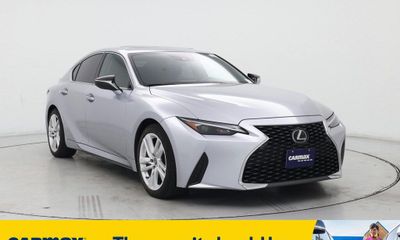 2023 Lexus IS 300 Comfort