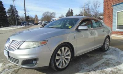 2010 Lincoln MKS Base