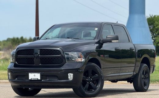 2018 Ram 1500 SLT
