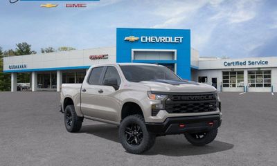 2026 Chevrolet Silverado Trail Boss Custom