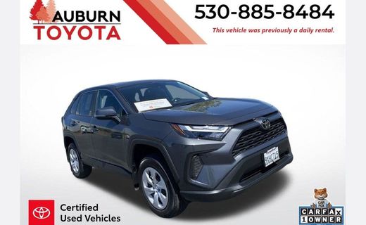2025 Toyota RAV4 LE