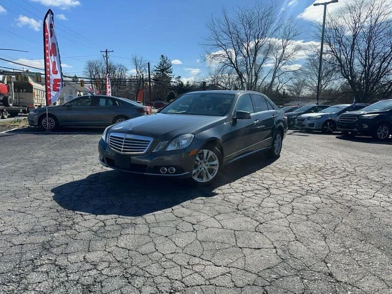 2010 Mercedes-Benz E-Class — a typically priced live listing