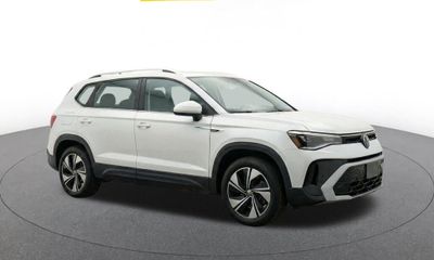 2026 Volkswagen Taos 4MOTION SE