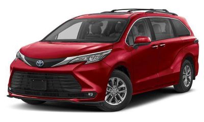 2025 Toyota Sienna XLE