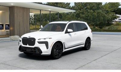 2027 BMW X7 M60I