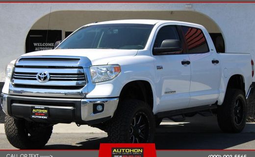 2017 Toyota Tundra SR5