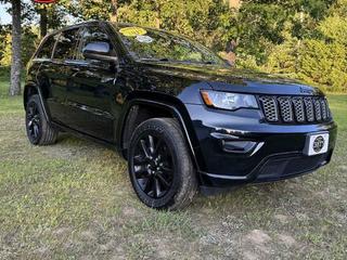 2017 Jeep Grand Cherokee Laredo