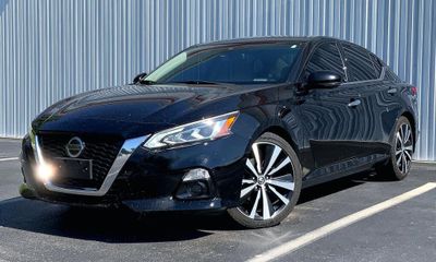 2019 Nissan Altima Platinum