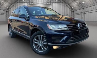 2015 Volkswagen Touareg V6 FSI TDI