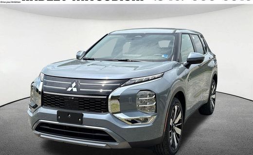 2026 Mitsubishi Outlander SE