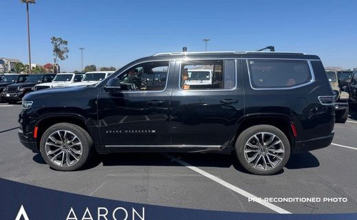 2022 Jeep Grand Wagoneer Series III