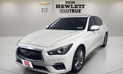 2023 Infiniti Q50 Luxe