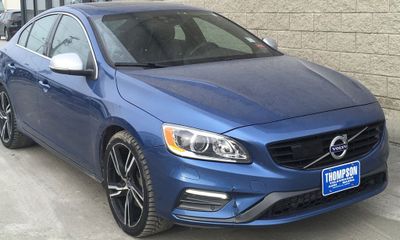 2017 Volvo S60 Platinum R Design