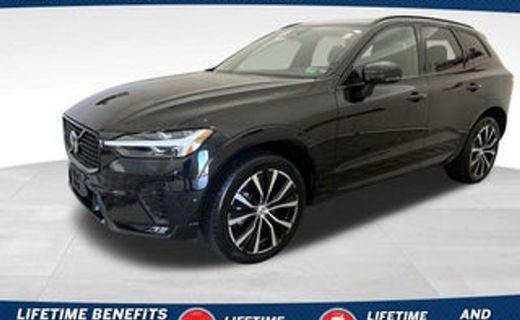 2024 Volvo XC60 Plus Dark