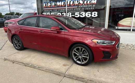 2020 Ford Fusion SEL