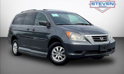 2010 Honda Odyssey EX With Leather