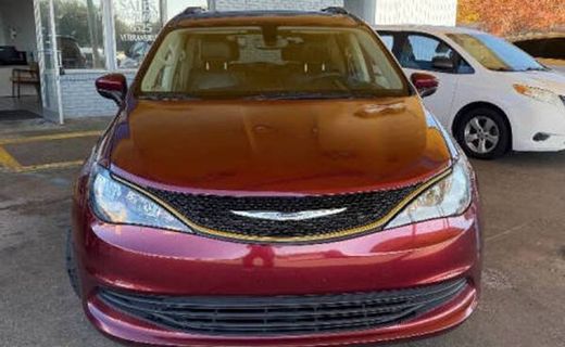 2020 Chrysler Voyager LXI