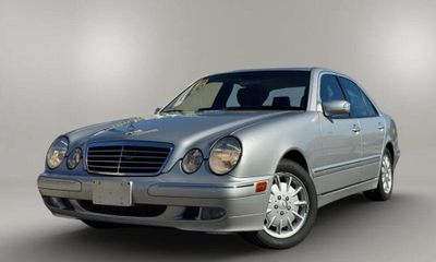 2001 Mercedes-Benz E-Class 320