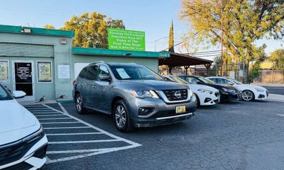 2019 Nissan Pathfinder SV