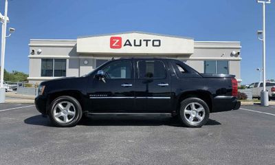 2012 Chevrolet Avalanche LTZ