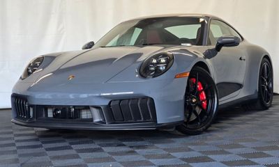 2026 Porsche 911 Carrera GTS 4