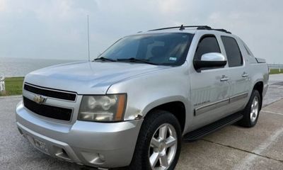 2011 Chevrolet Avalanche LT