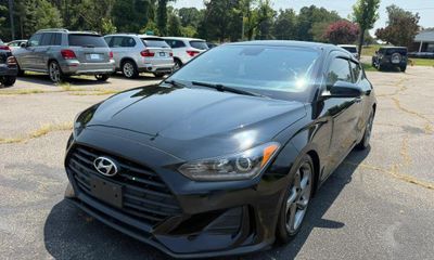 2019 Hyundai Veloster 2 0L AND