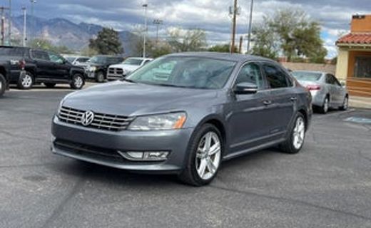 2014 Volkswagen Passat SE