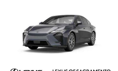 2026 Lexus ES 350E Premium