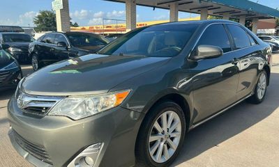 2013 Toyota Camry XLE