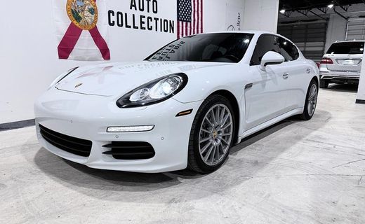 2016 Porsche Panamera