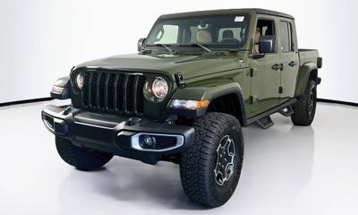 2023 Jeep Gladiator Sport
