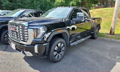2026 GMC Sierra HD Denali