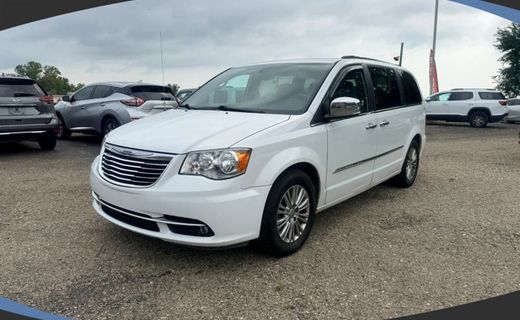 2016 Chrysler Town AND Country RT