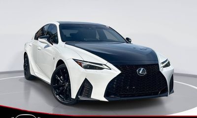 2022 Lexus IS 300