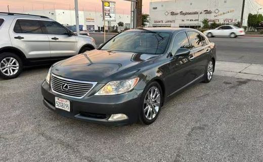 2007 Lexus LS 460