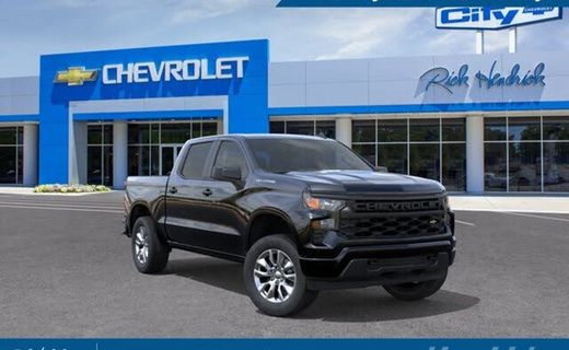 2026 Chevrolet Silverado Custom