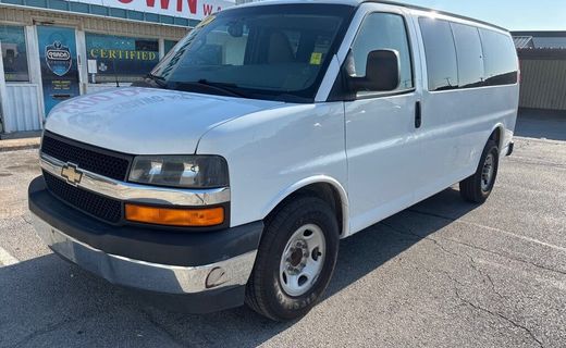 2017 Chevrolet Express LT