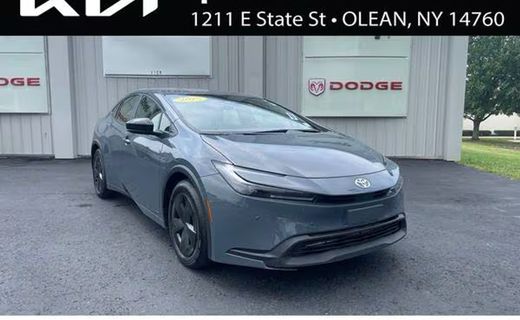 2025 Toyota Prius XLE