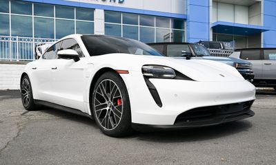 2022 Porsche Taycan 4S