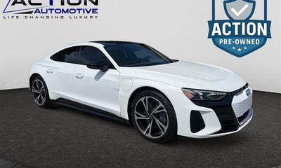 2022 Audi E-Tron GT Quattro Premium Plus