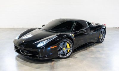 2014 Ferrari 458 Italia Base