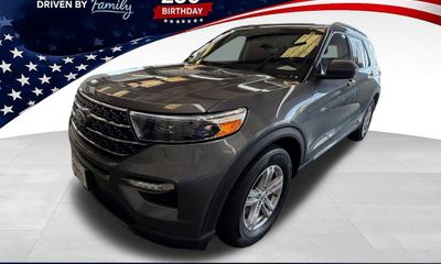 2023 Ford Explorer XLT