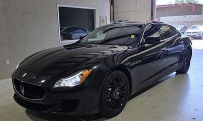 2014 Maserati Quattroporte Essence