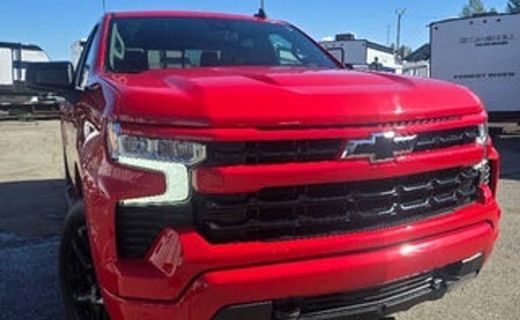 2025 Chevrolet Silverado Custom